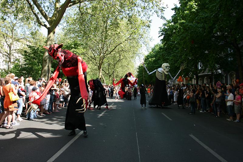 Echt street puppets (40).jpg